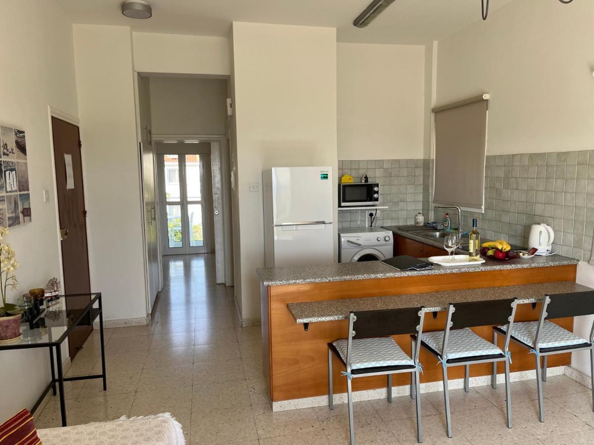 Themis Beach Apartments Larnaca Exterior photo