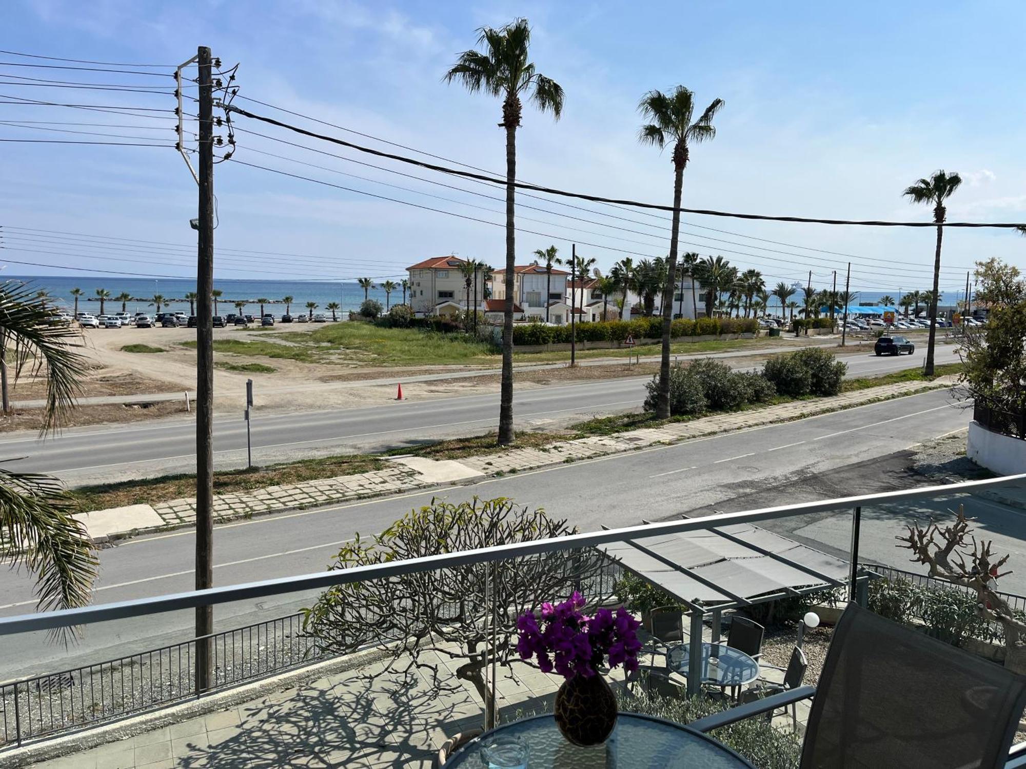 Themis Beach Apartments Larnaca Room photo