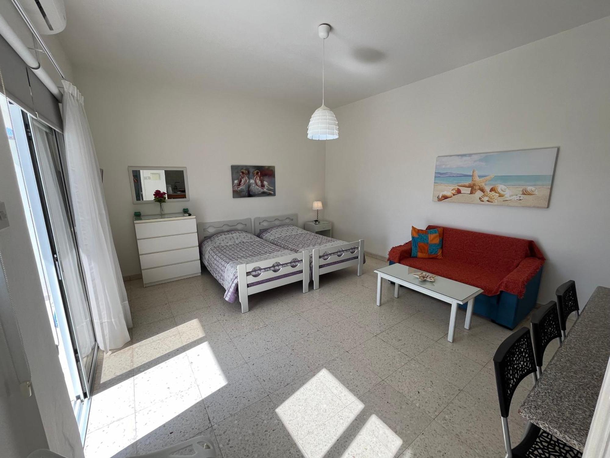 Themis Beach Apartments Larnaca Room photo
