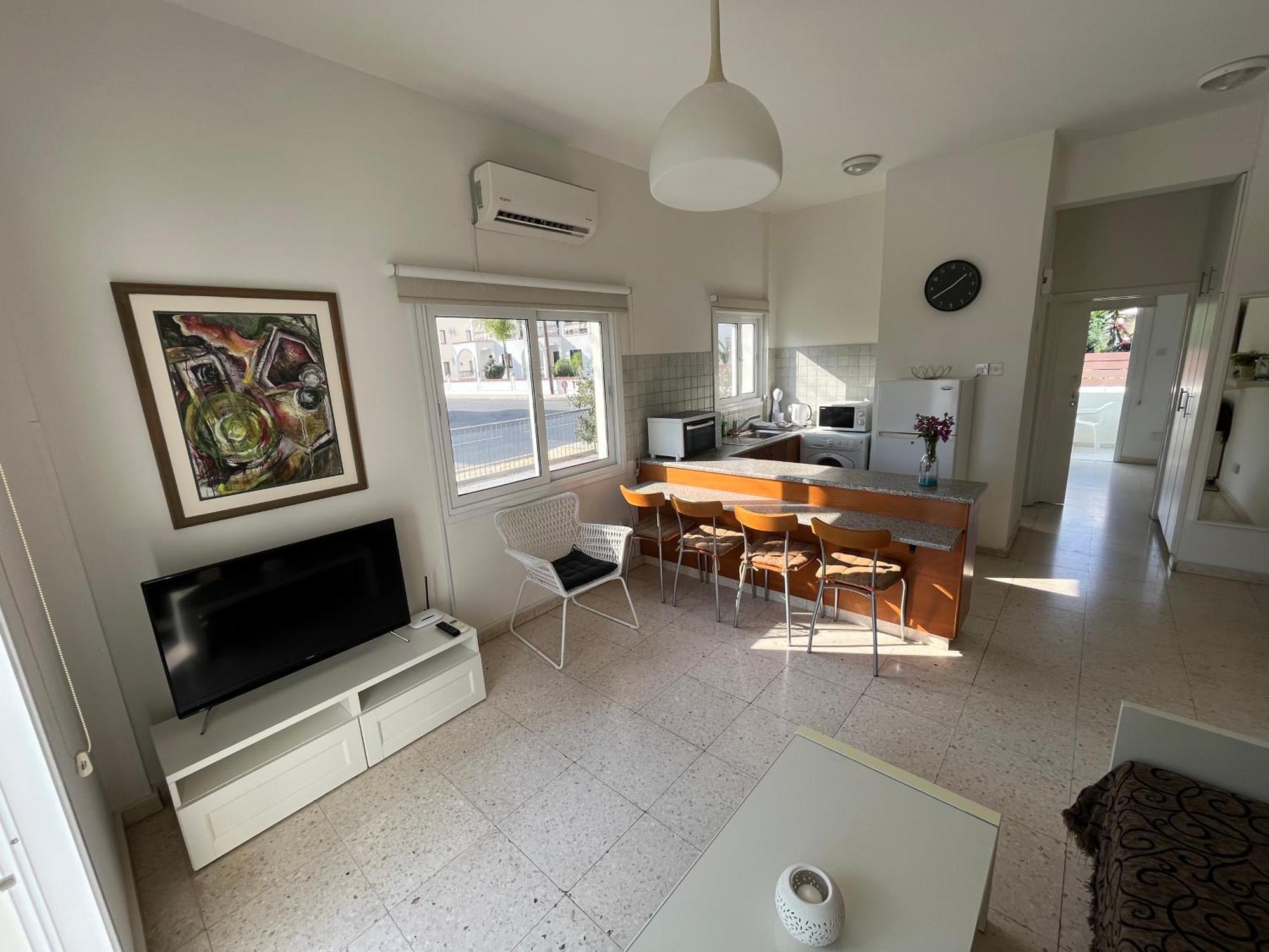 Themis Beach Apartments Larnaca Room photo